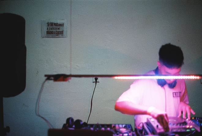 19 AVB MEETS DUNGEON, Moskalus